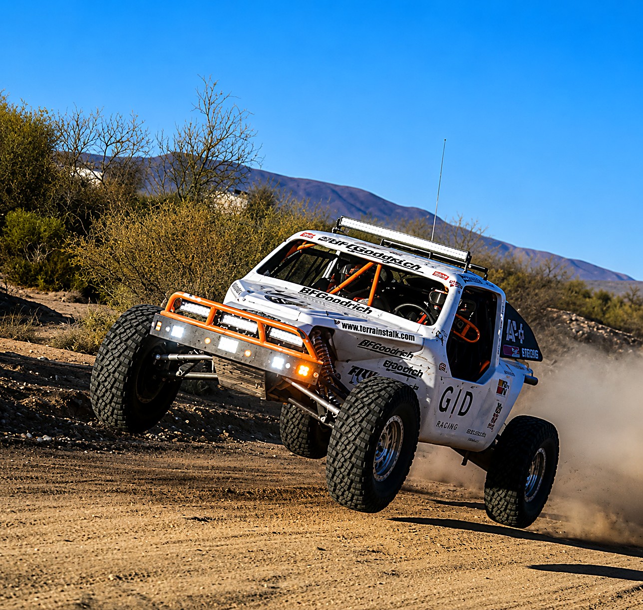 Baja Challenge car at the 2017 Baja 1000