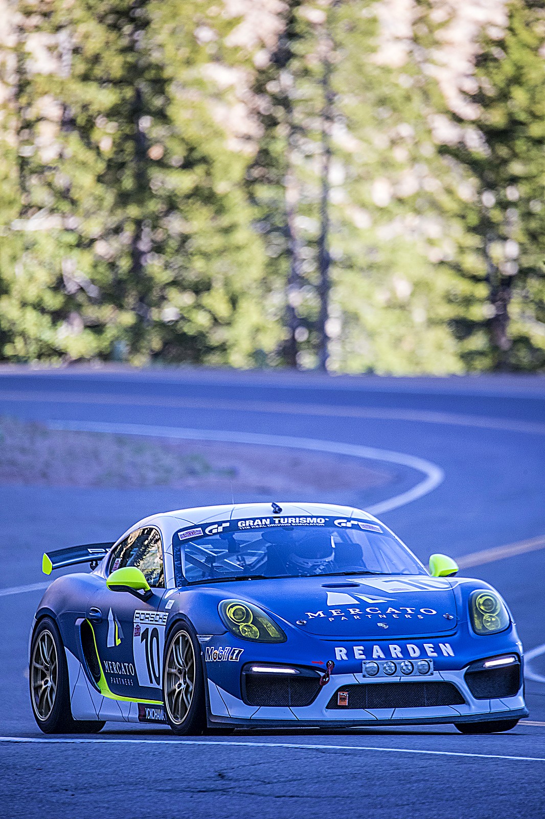 Porsche Cayman GT4 Clubsport No. 10 at the Pikes Peak International Hill Climb 2018