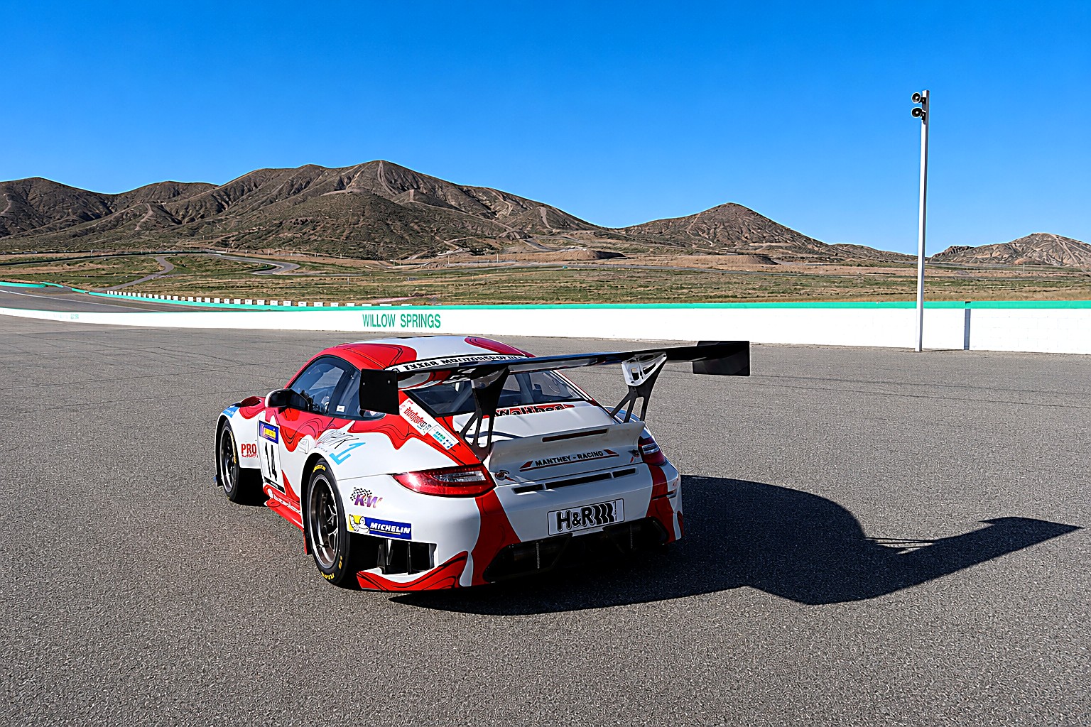 Porsche 911 GT3 R on the Willow Springs circuit, POC Willow Springs 2018
