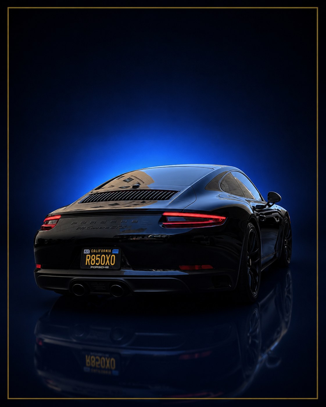 Porsche 911 Carrera GTS studio