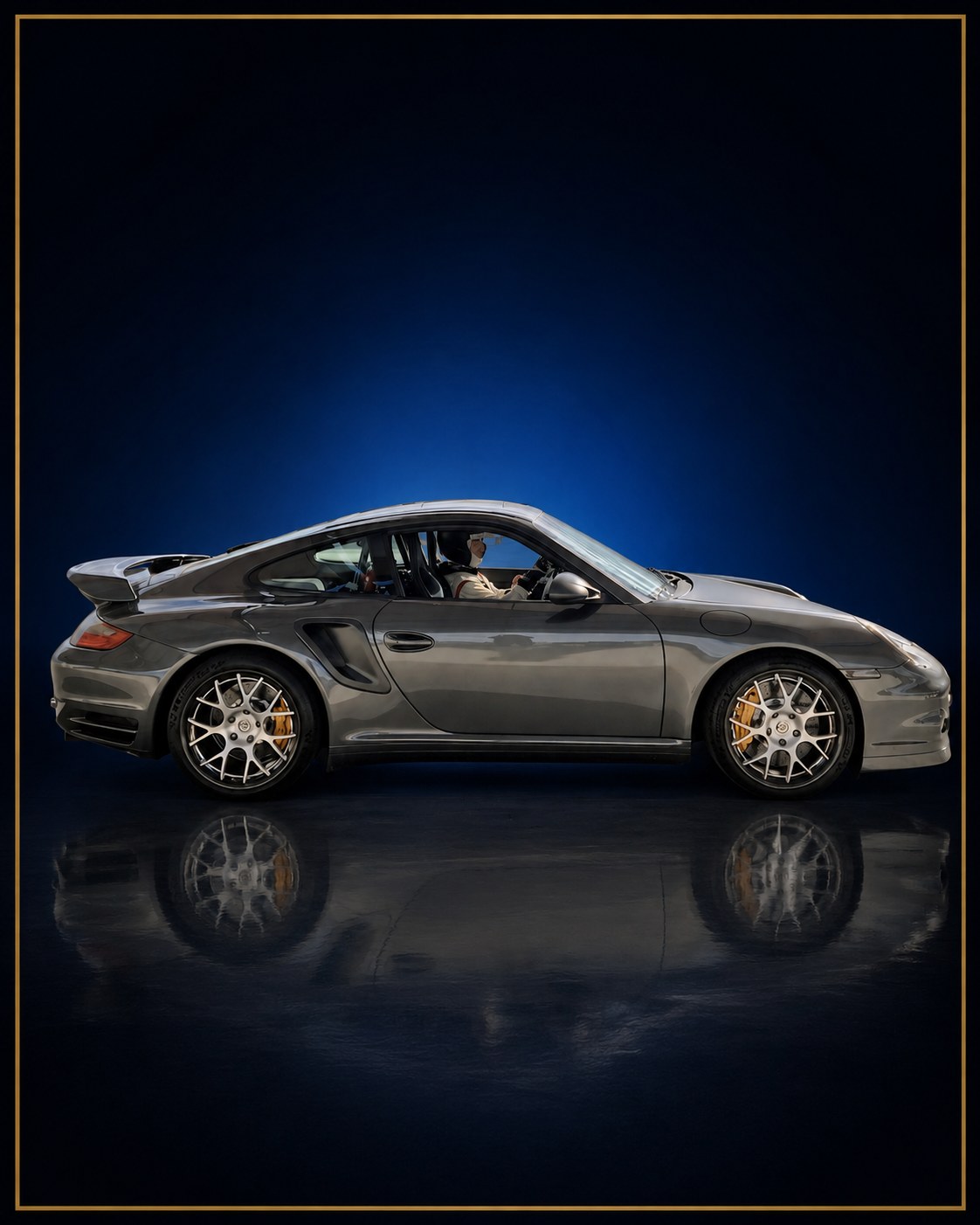 Porsche 911 Turbo studio