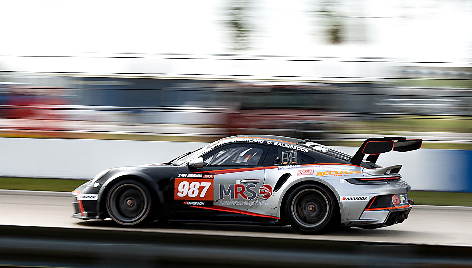 Porsche 991 Cup at the 24H Sebring 2021 — through the esses